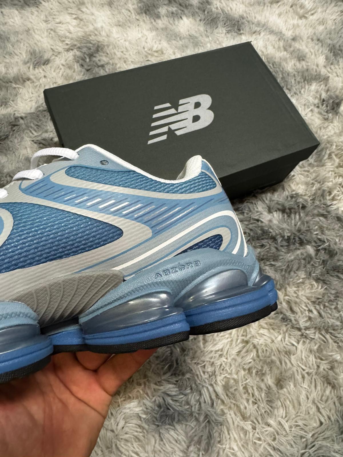 New Balance Absorb 2000