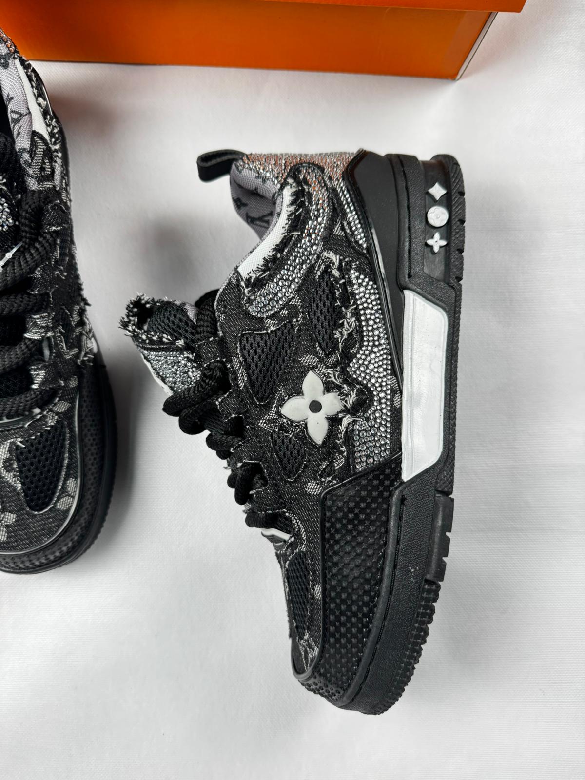 Louis Vuitton Skate Black Shiny Stones