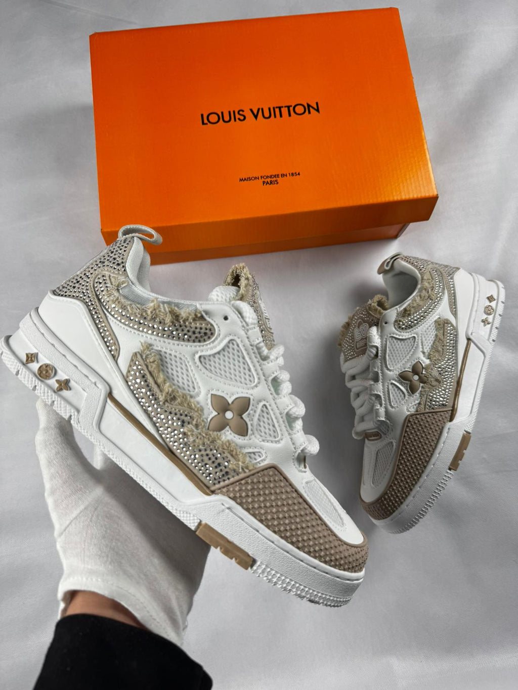 Louis Vuitton Skate Brown Shiny Stones