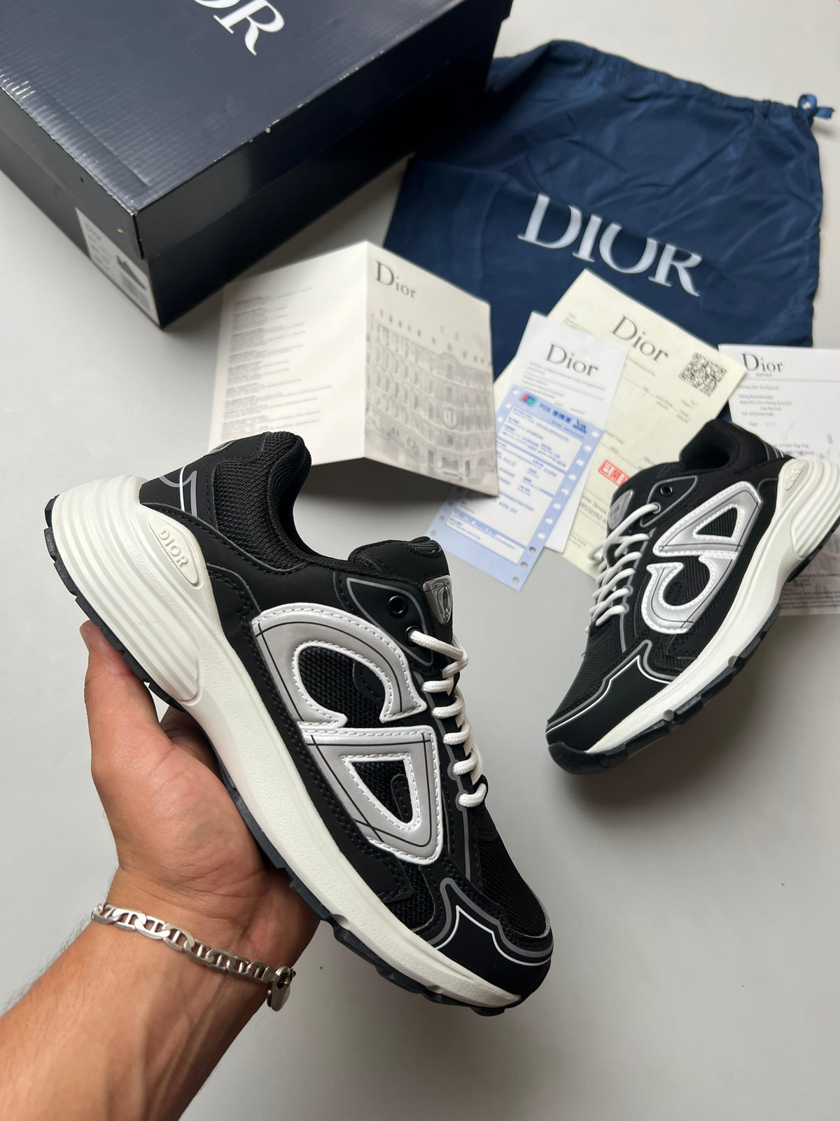 Dior B30 Black&White