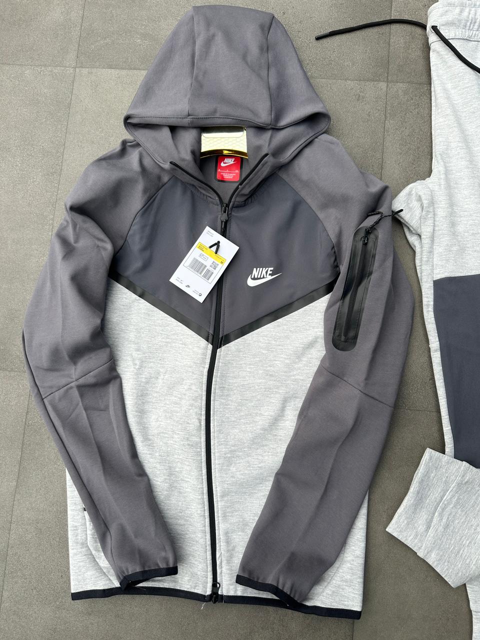 Nike Tech Fleece 2026